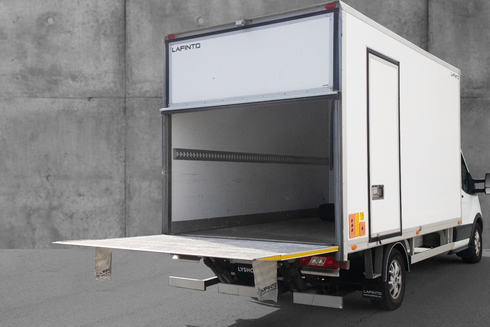Ford Transit 350 Chassis Cab 2.0 TDCi SelectShift, 6-trins, 170ps, 2019
