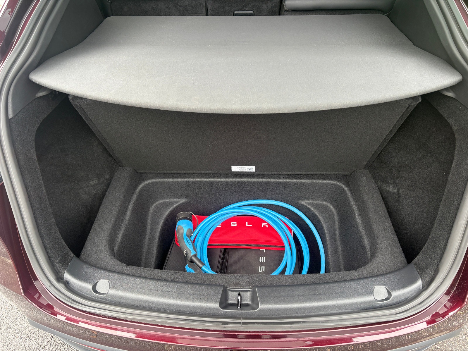 Tesla Model Y Long Range AWD, 514ps, 2023