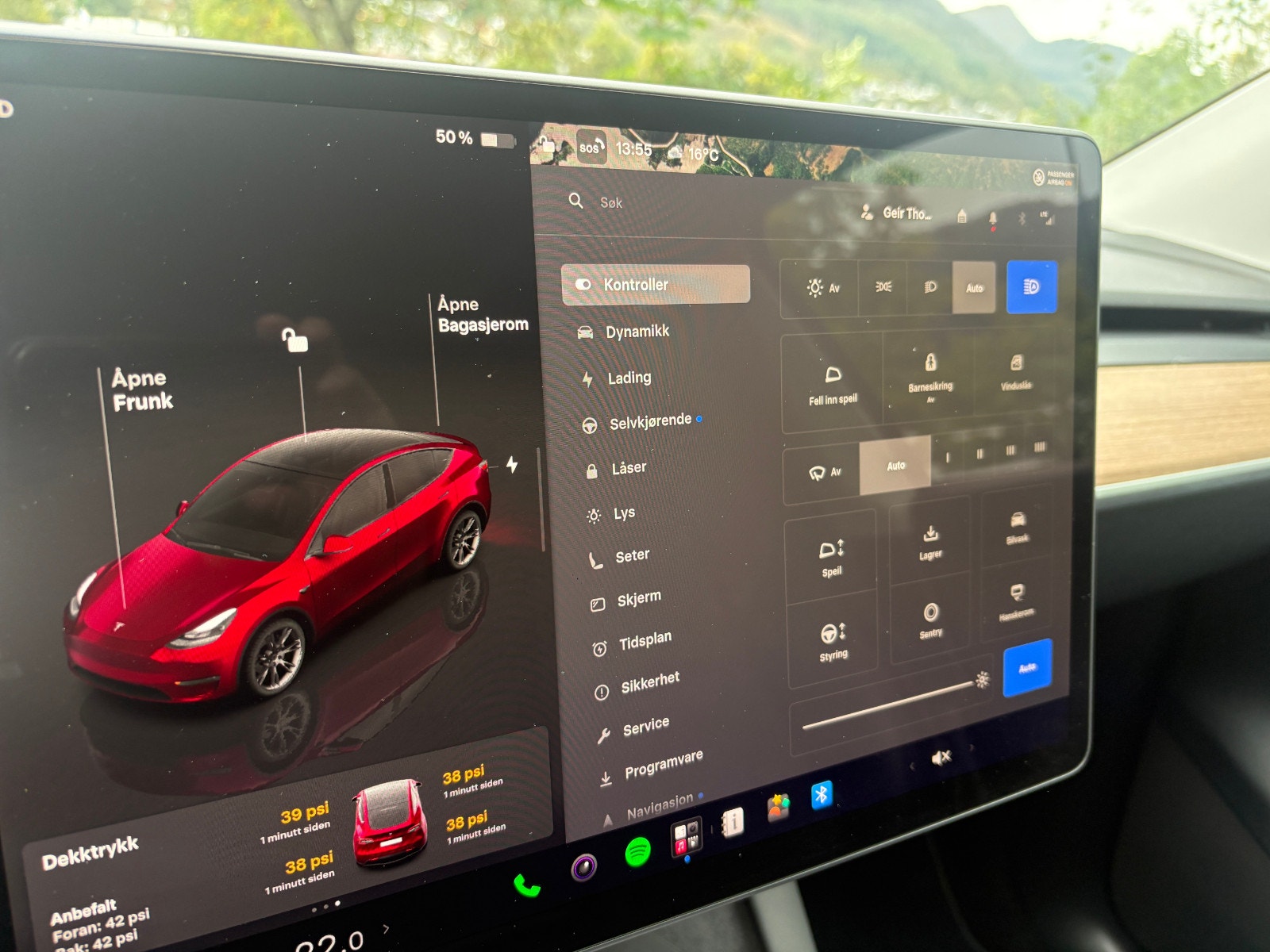 Tesla Model Y Long Range AWD, 514ps, 2023