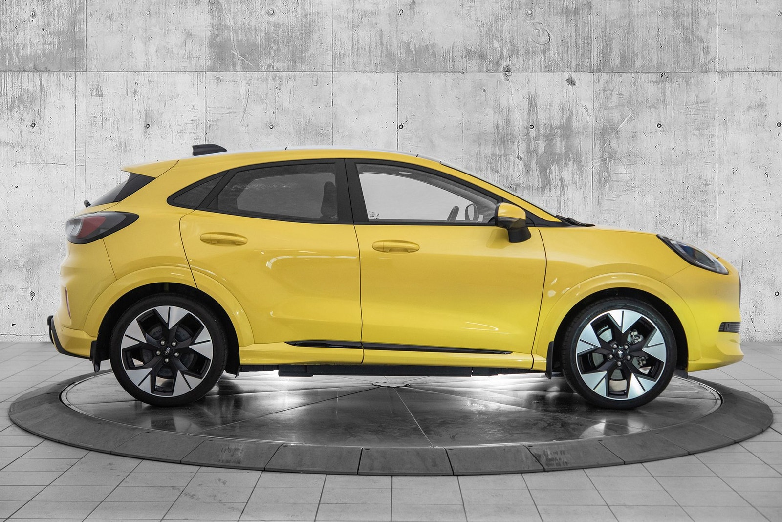 Ford Puma Gen-E, 168ps, 2025