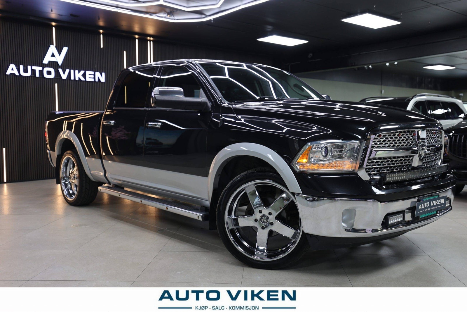 RAM 1500 Crew Cab 5'7" Box 3.0 V6 EcoDiesel 4x4 TorqueFlite, 243hp, 2015