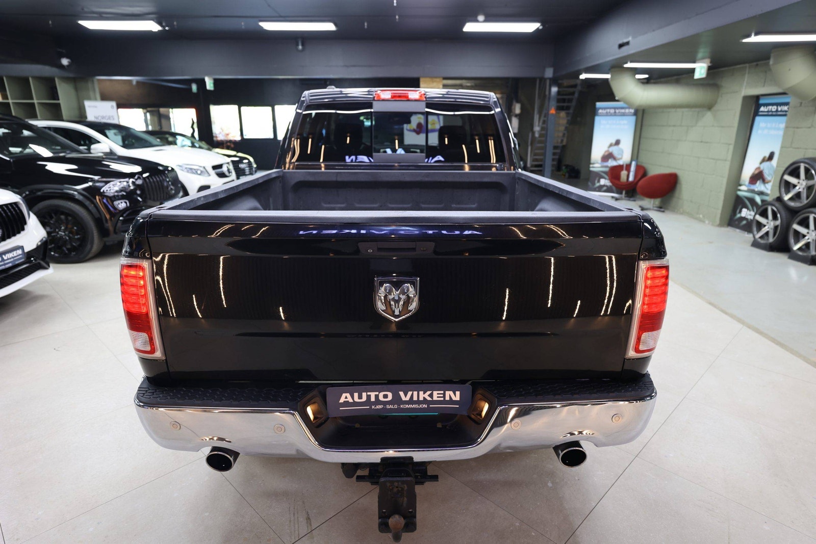 RAM 1500 Crew Cab 5'7" Box 3.0 V6 EcoDiesel 4x4 TorqueFlite, 243hp, 2015