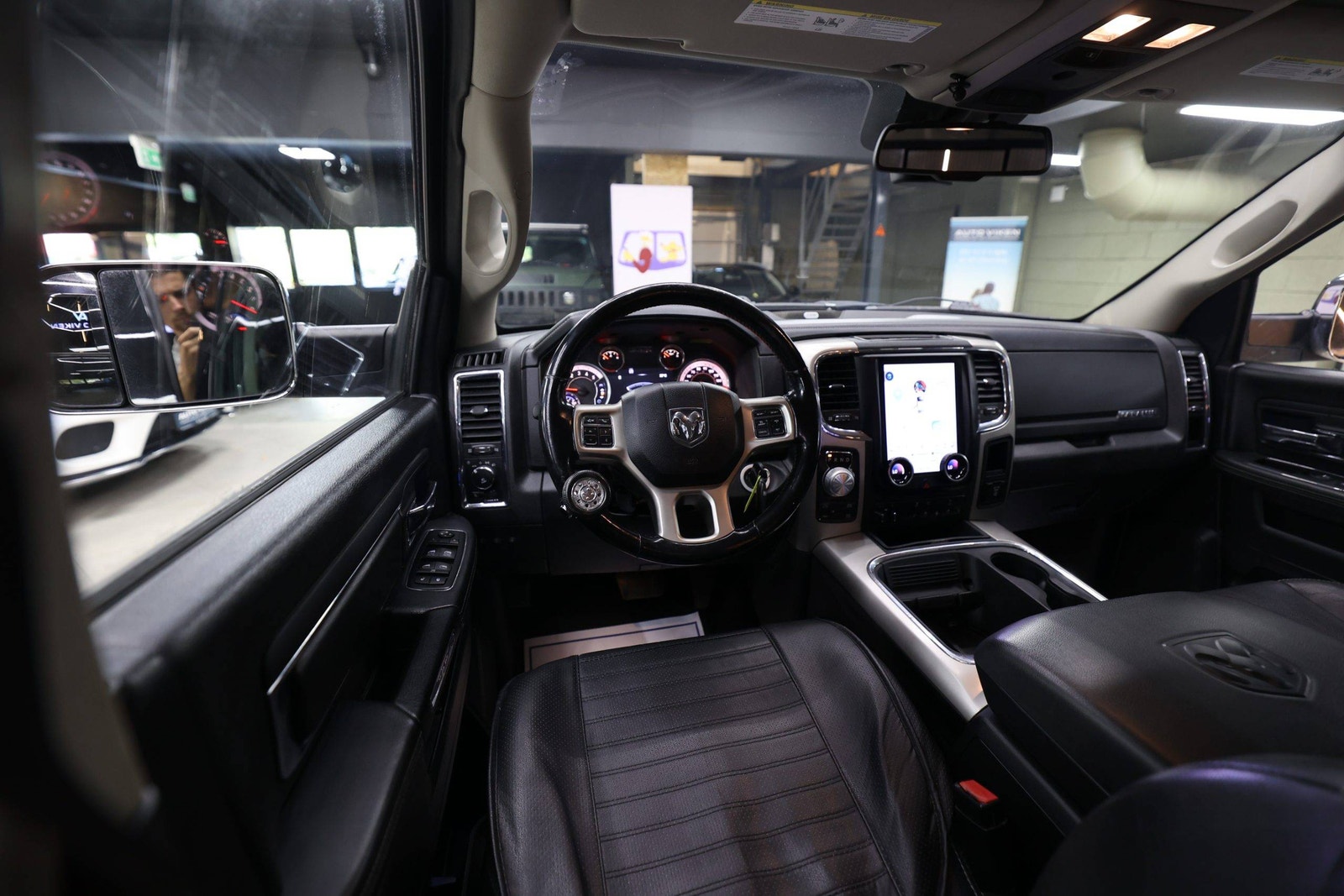 RAM 1500 Crew Cab 5'7" Box 3.0 V6 EcoDiesel 4x4 TorqueFlite, 243hp, 2015