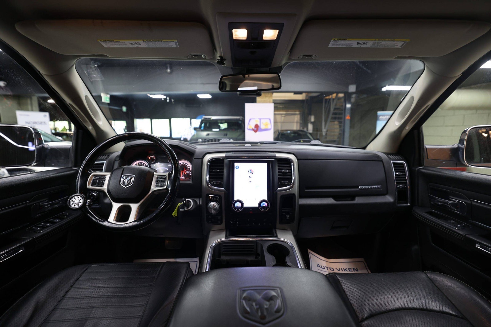 RAM 1500 Crew Cab 5'7" Box 3.0 V6 EcoDiesel 4x4 TorqueFlite, 243hp, 2015