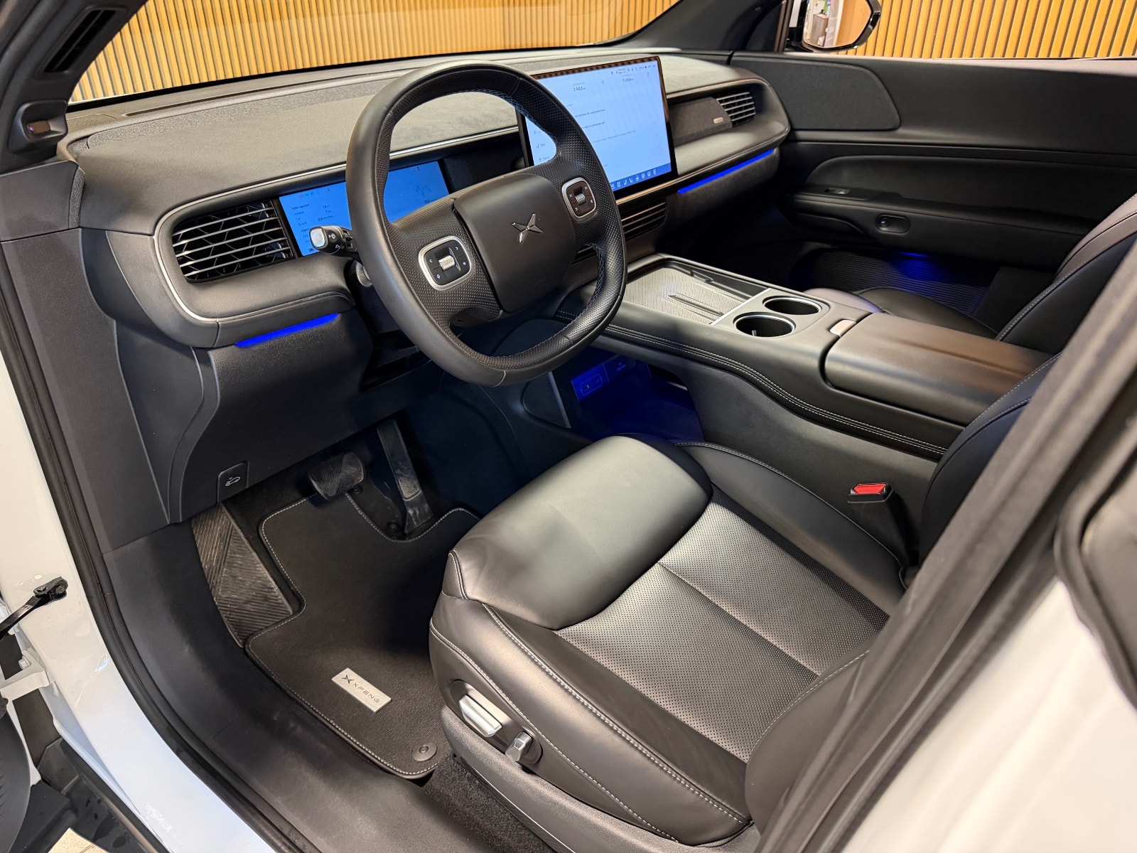 XPENG G6 Standard Range, 258ps, 2024