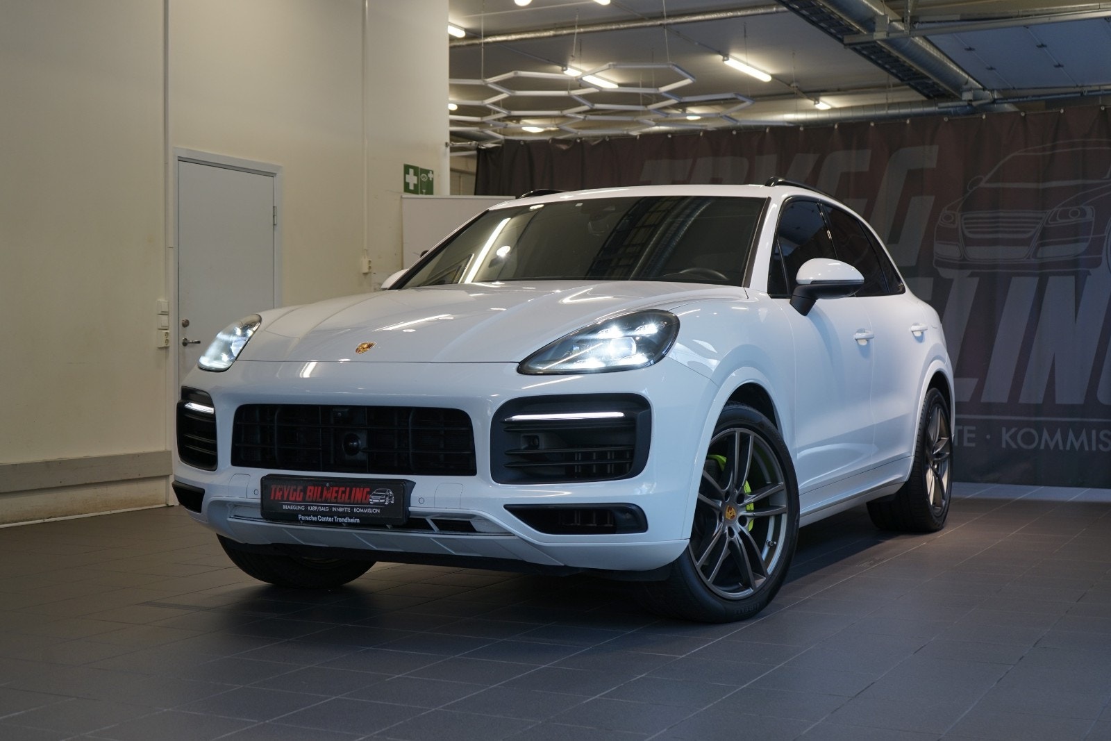 Porsche Cayenne E-Hybrid TipTronic S, 462hp, 2019