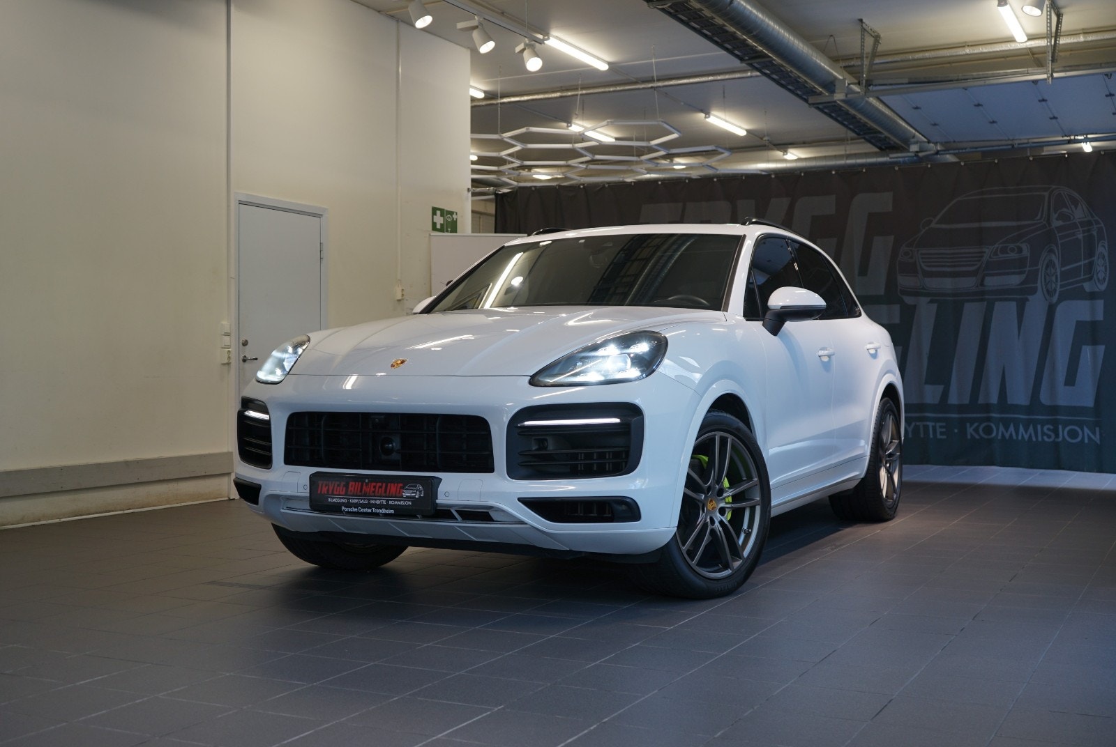 Porsche Cayenne E-Hybrid TipTronic S, 462hp, 2019