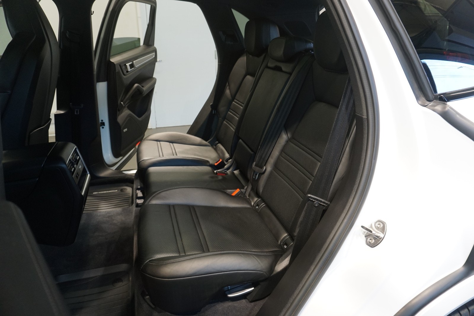 Porsche Cayenne E-Hybrid TipTronic S, 462hp, 2019