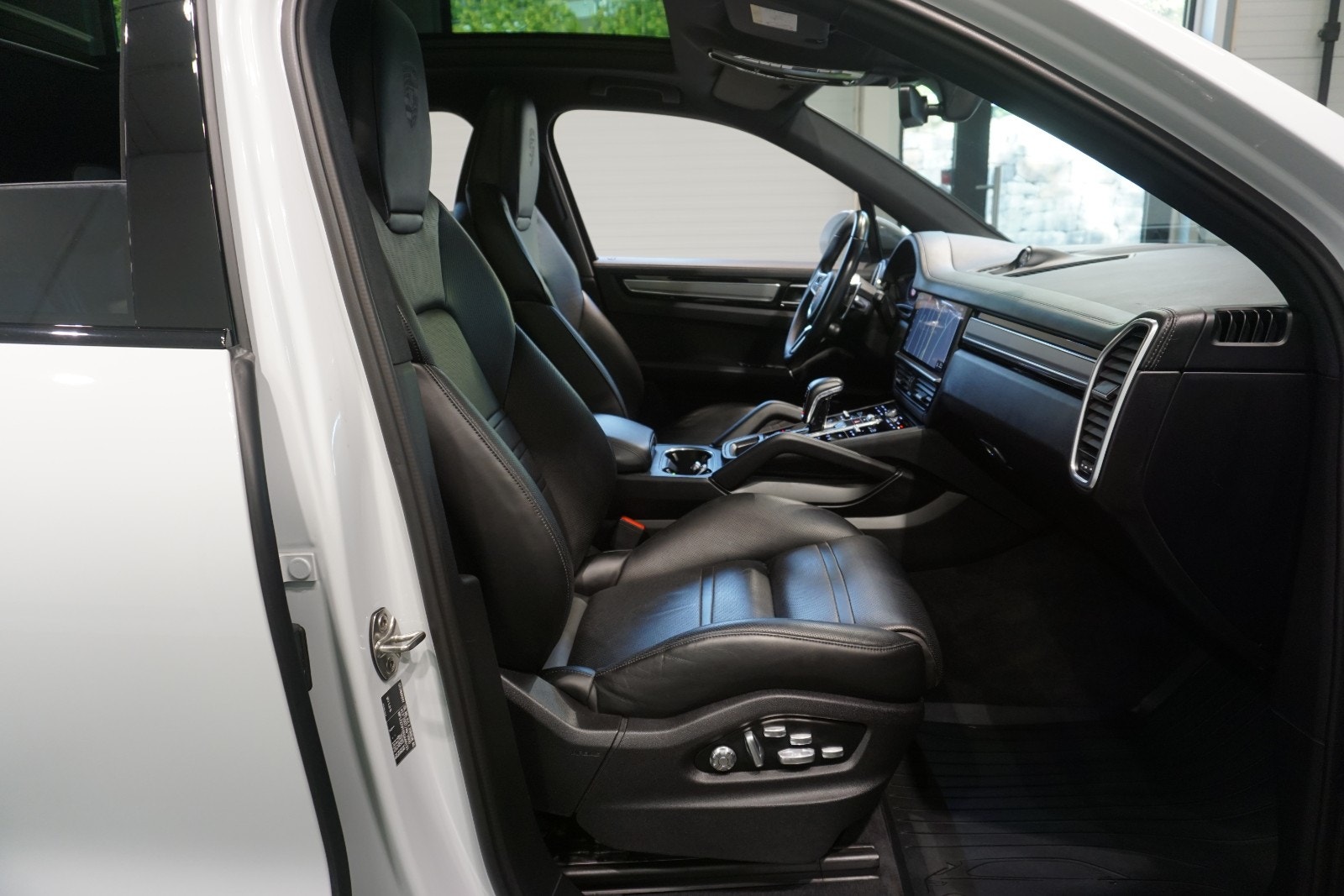 Porsche Cayenne E-Hybrid TipTronic S, 462hp, 2019