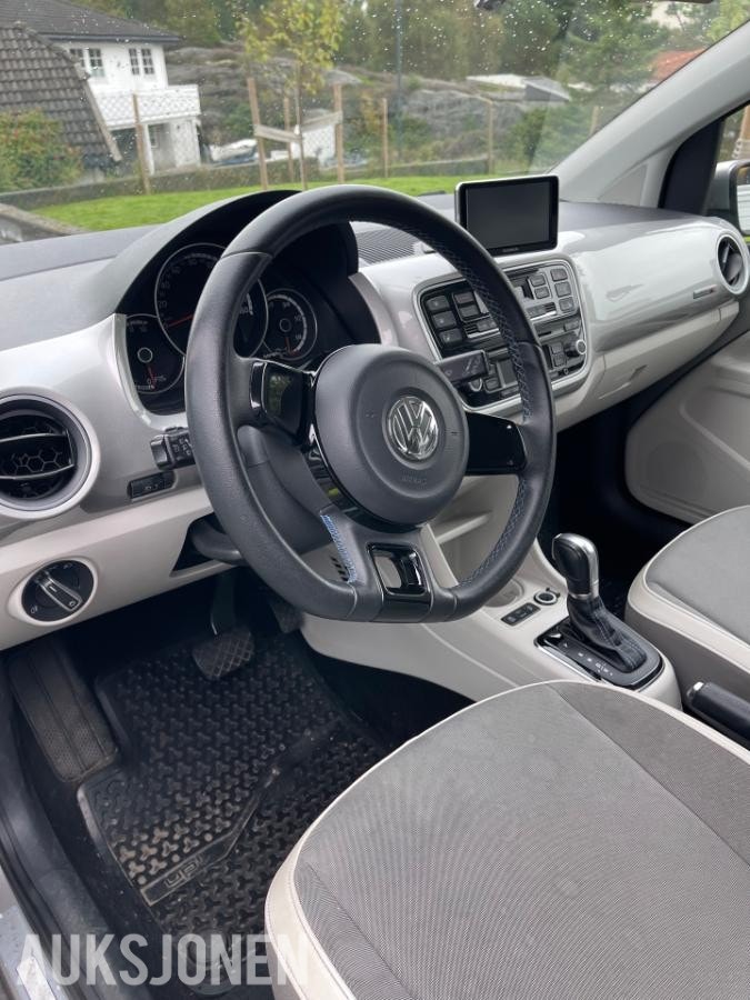 Volkswagen e-up!, 82ps, 2015