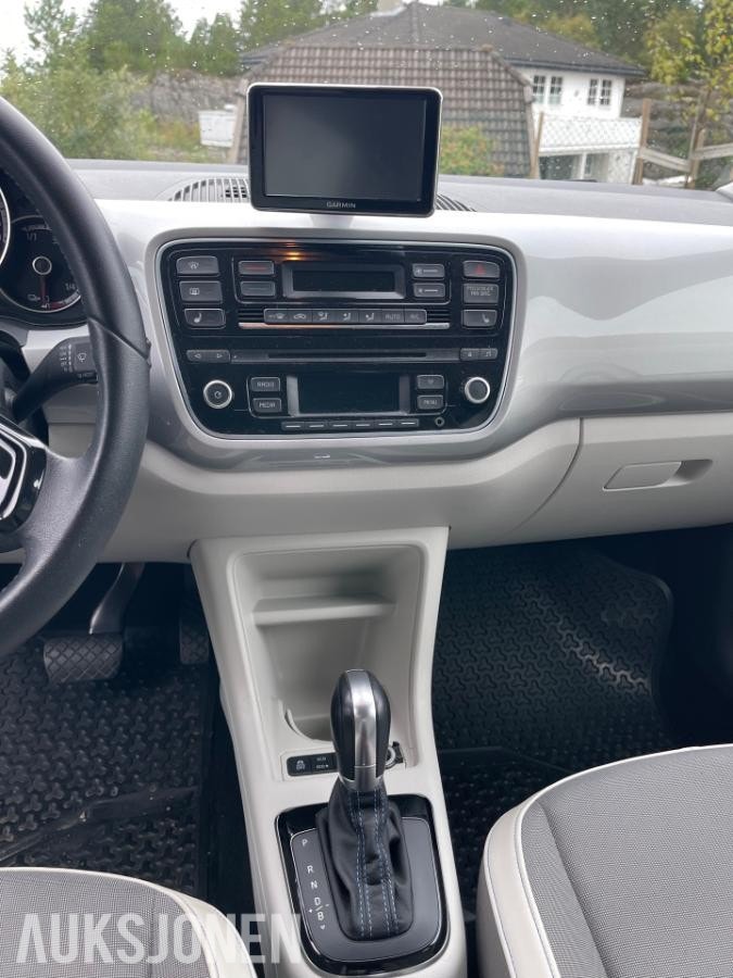 Volkswagen e-up!, 82ps, 2015