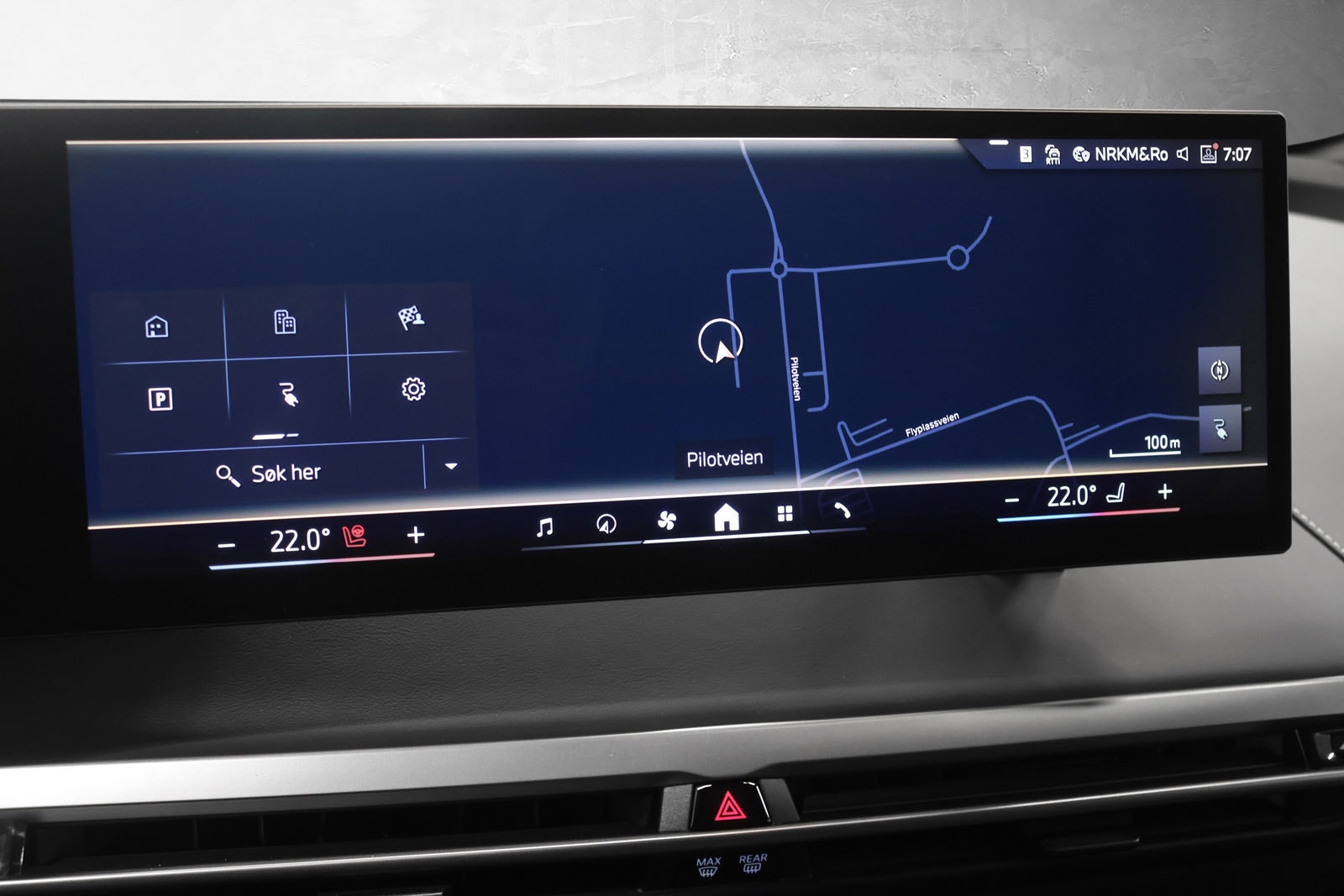 BMW iX xDrive60, 544hp, 2025