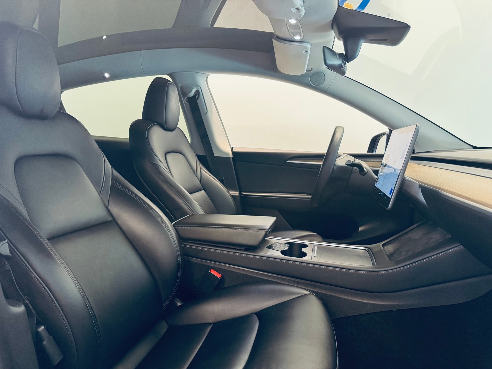 Tesla Model Y Long Range AWD, 514ps, 2022