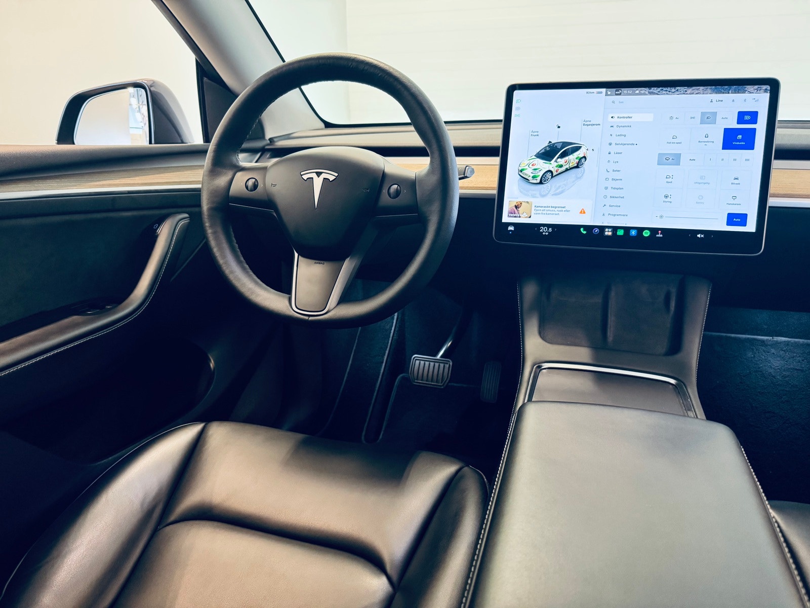 Tesla Model Y Long Range AWD, 514ps, 2022