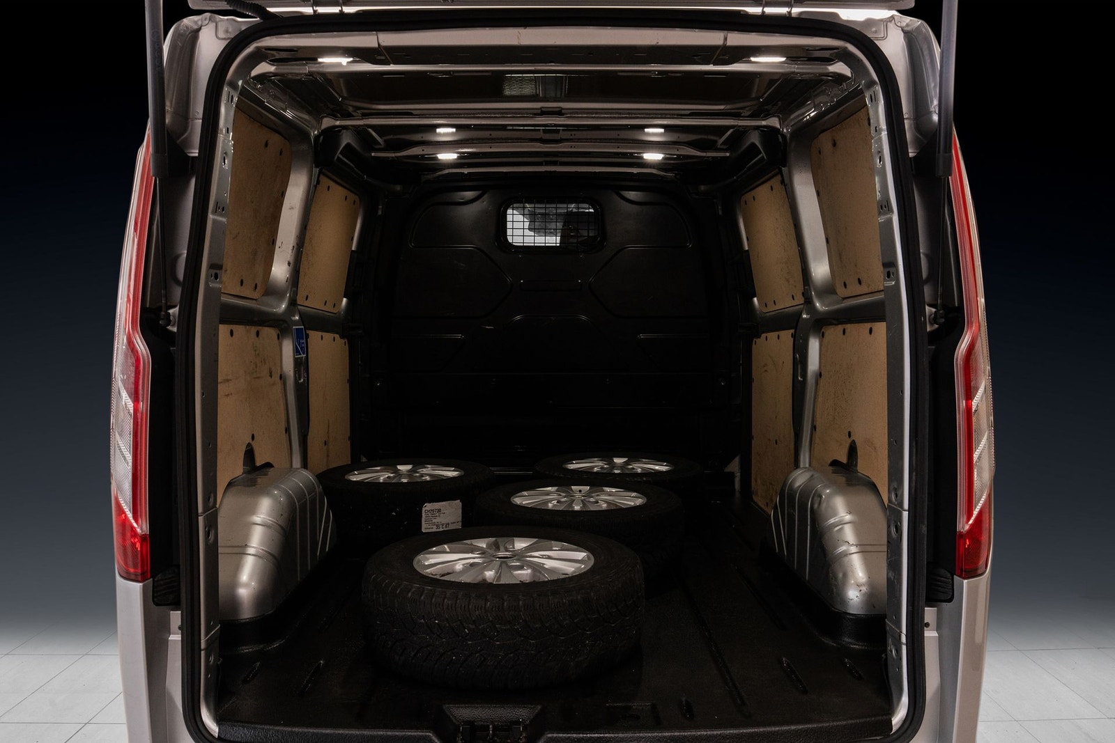Ford Transit Custom 300 2.0 EcoBlue SelectShift, 130hp, 2023