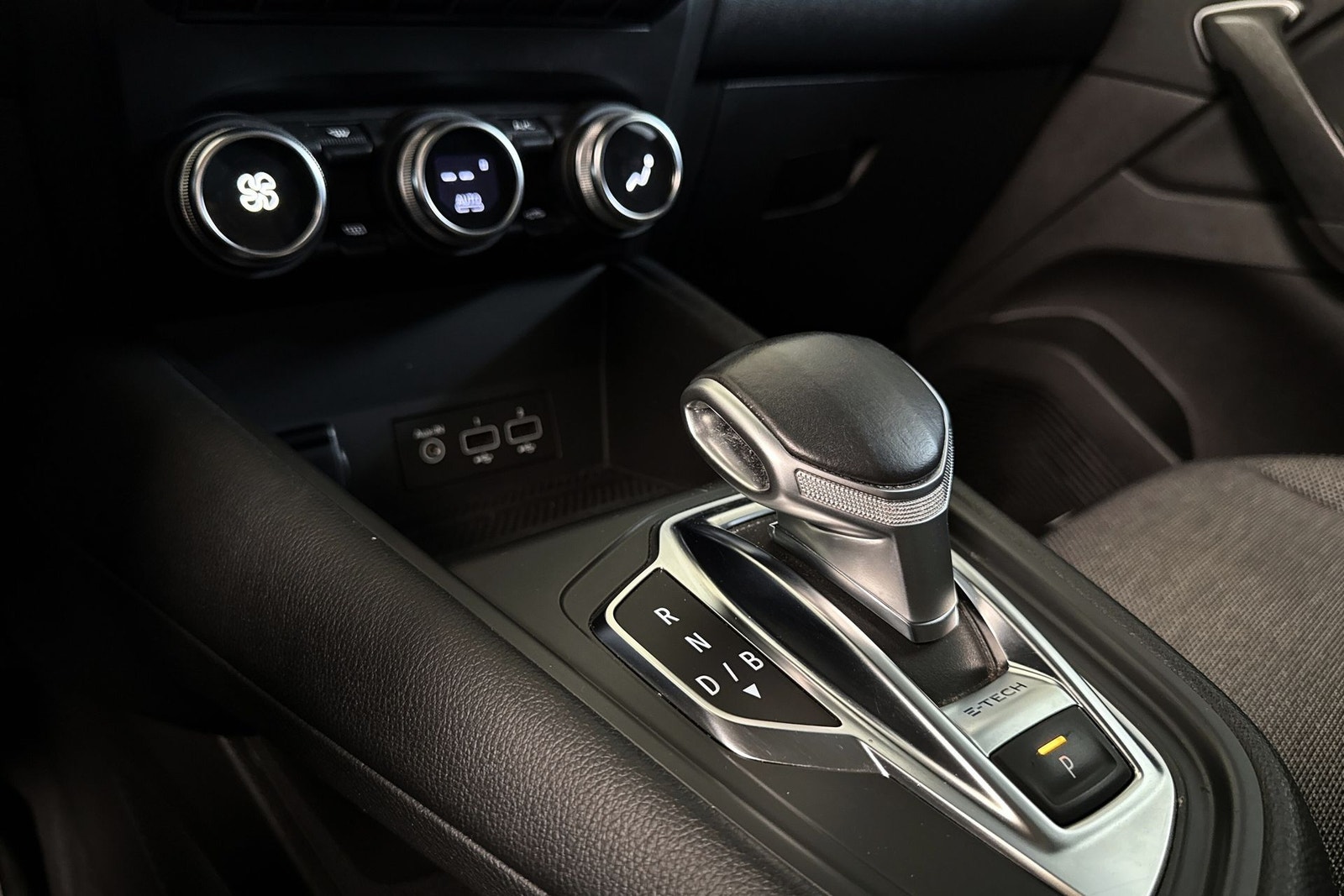 Renault Captur E-TECH Plugin-Hybrid 160 MultiMode, 160hp, 2021