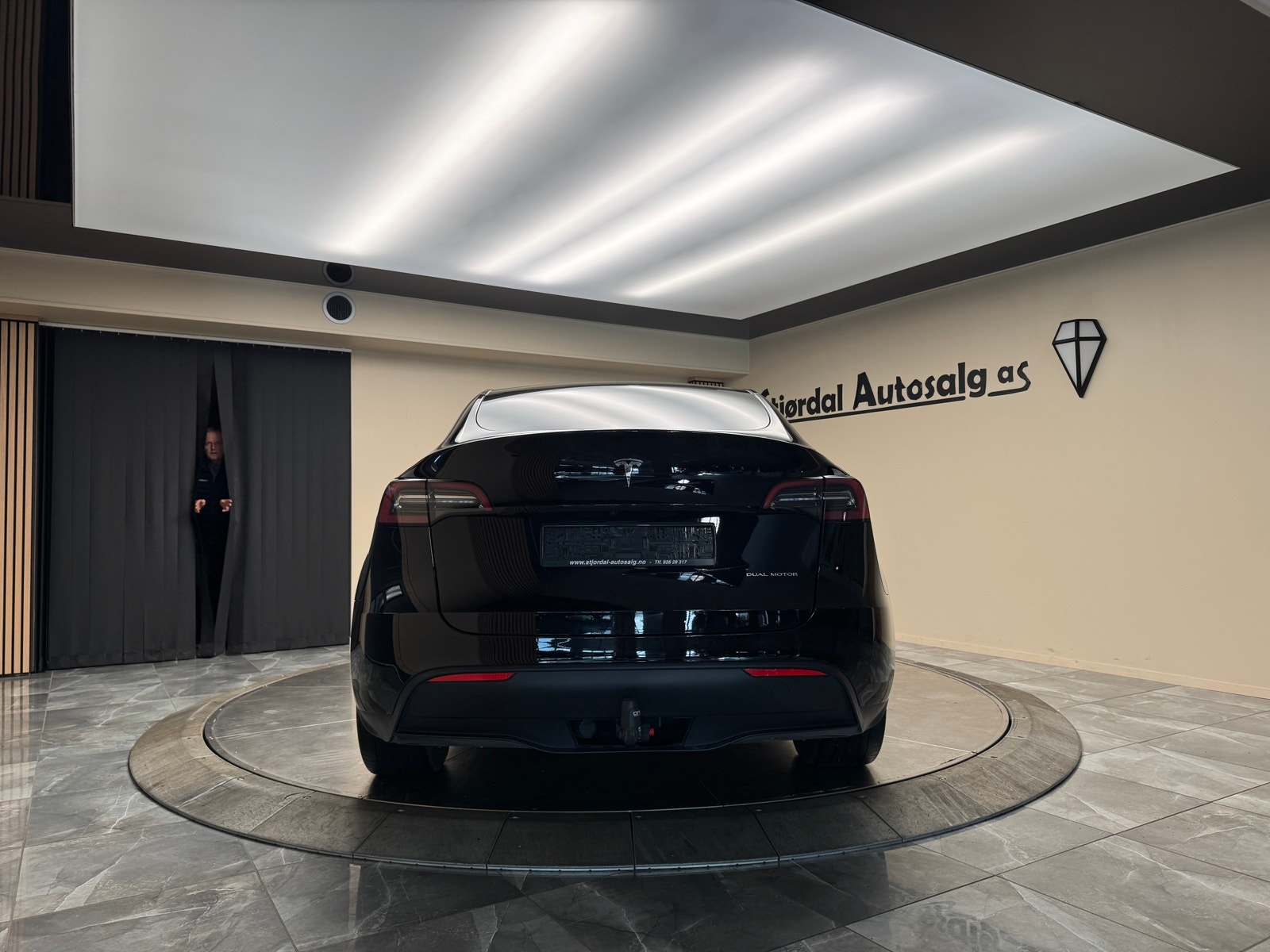Tesla Model Y Long Range AWD, 514hp, 2023
