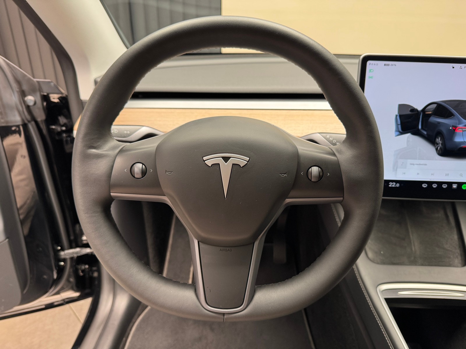 Tesla Model Y Long Range AWD, 514hp, 2023