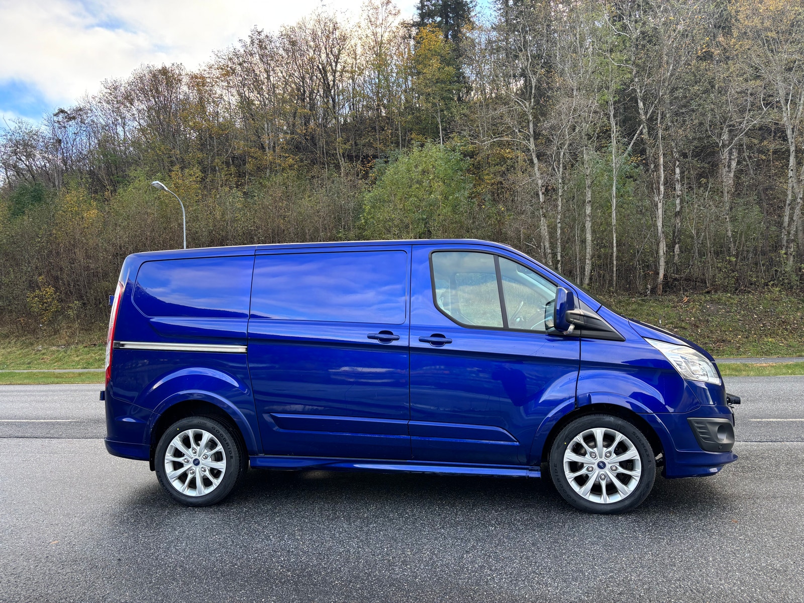 Ford Transit Custom 290 2.0 TDCi SelectShift, 6-trins, 170ps, 2017