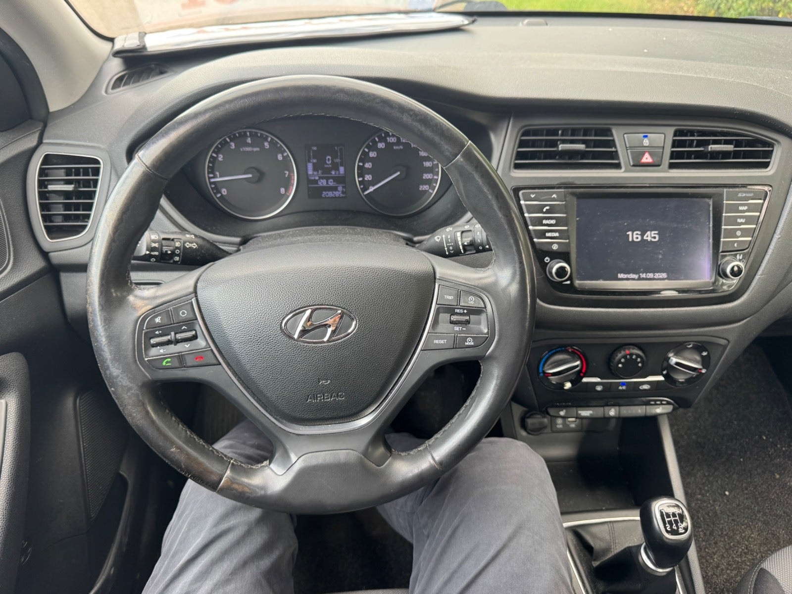 Hyundai i20 1.2 blue Manual, 84hp, 2017
