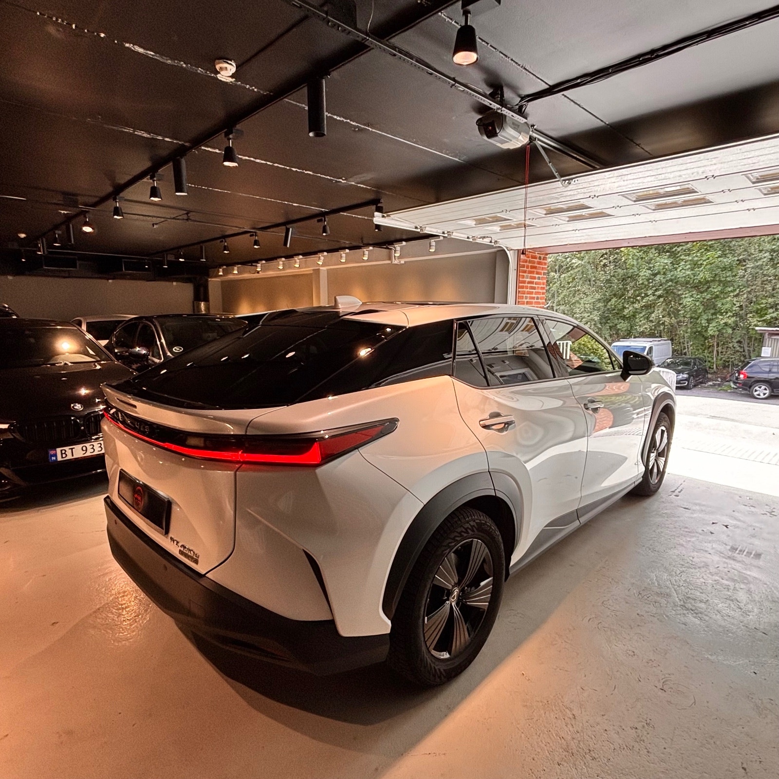 Lexus RZ 450e, 313hp, 2024