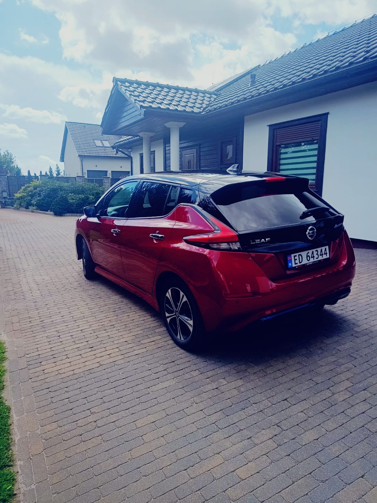 Nissan Leaf e+, 217hp, 2022