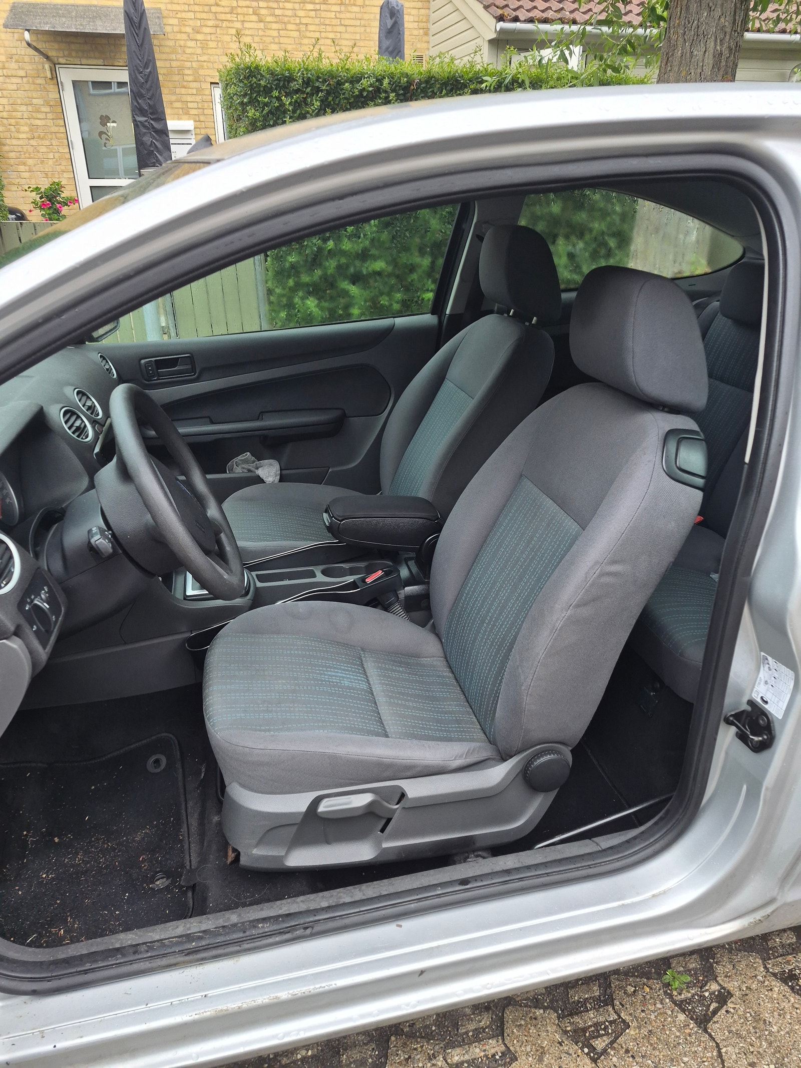 Ford Focus 3-door 1.6 Automatic, 4-trins, 100ps, 2007