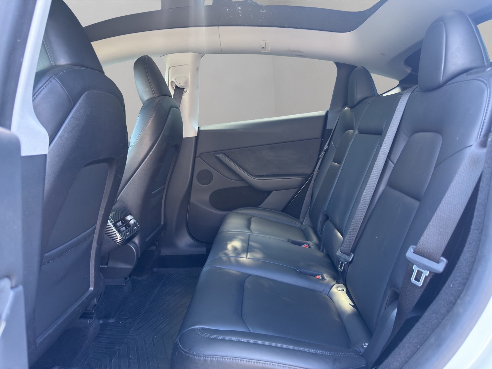 Tesla Model Y Long Range AWD, 514hp, 2022