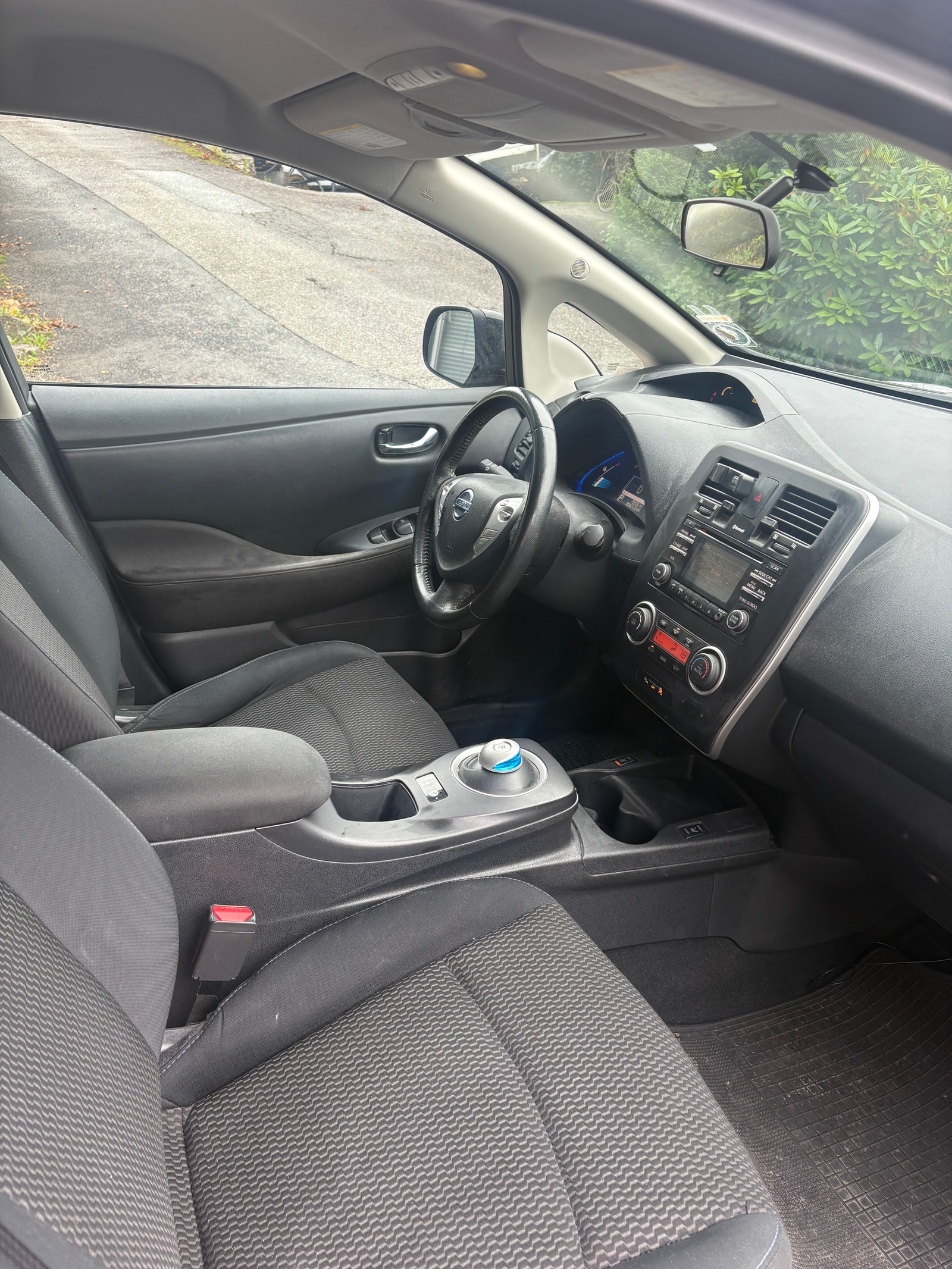 Nissan Leaf 24 kWh, 109hp, 2015