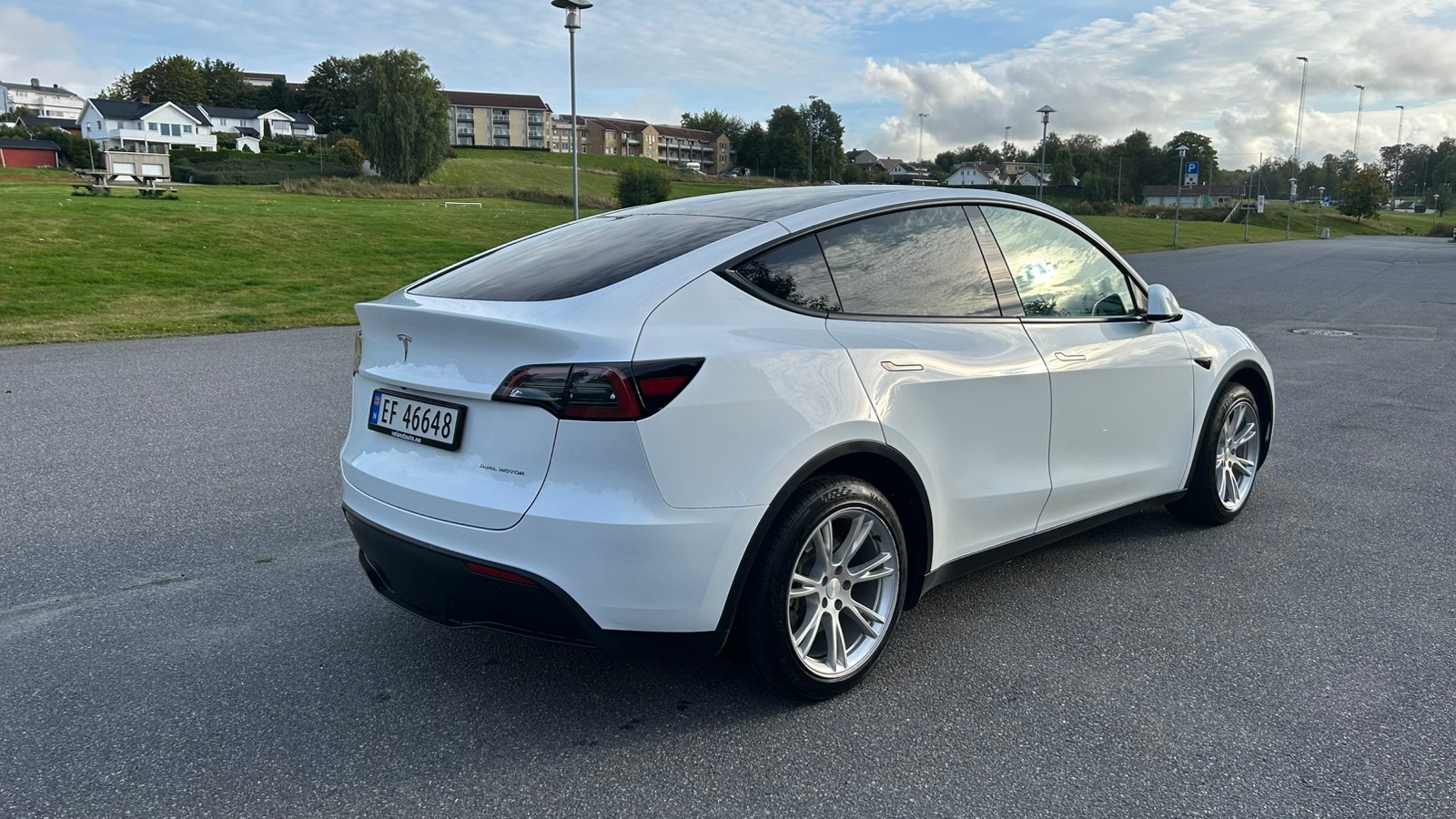 Tesla Model Y Long Range AWD, 514hp, 2023