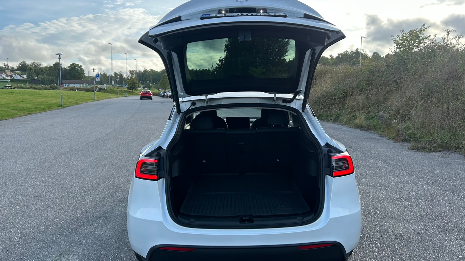 Tesla Model Y Long Range AWD, 514hp, 2023