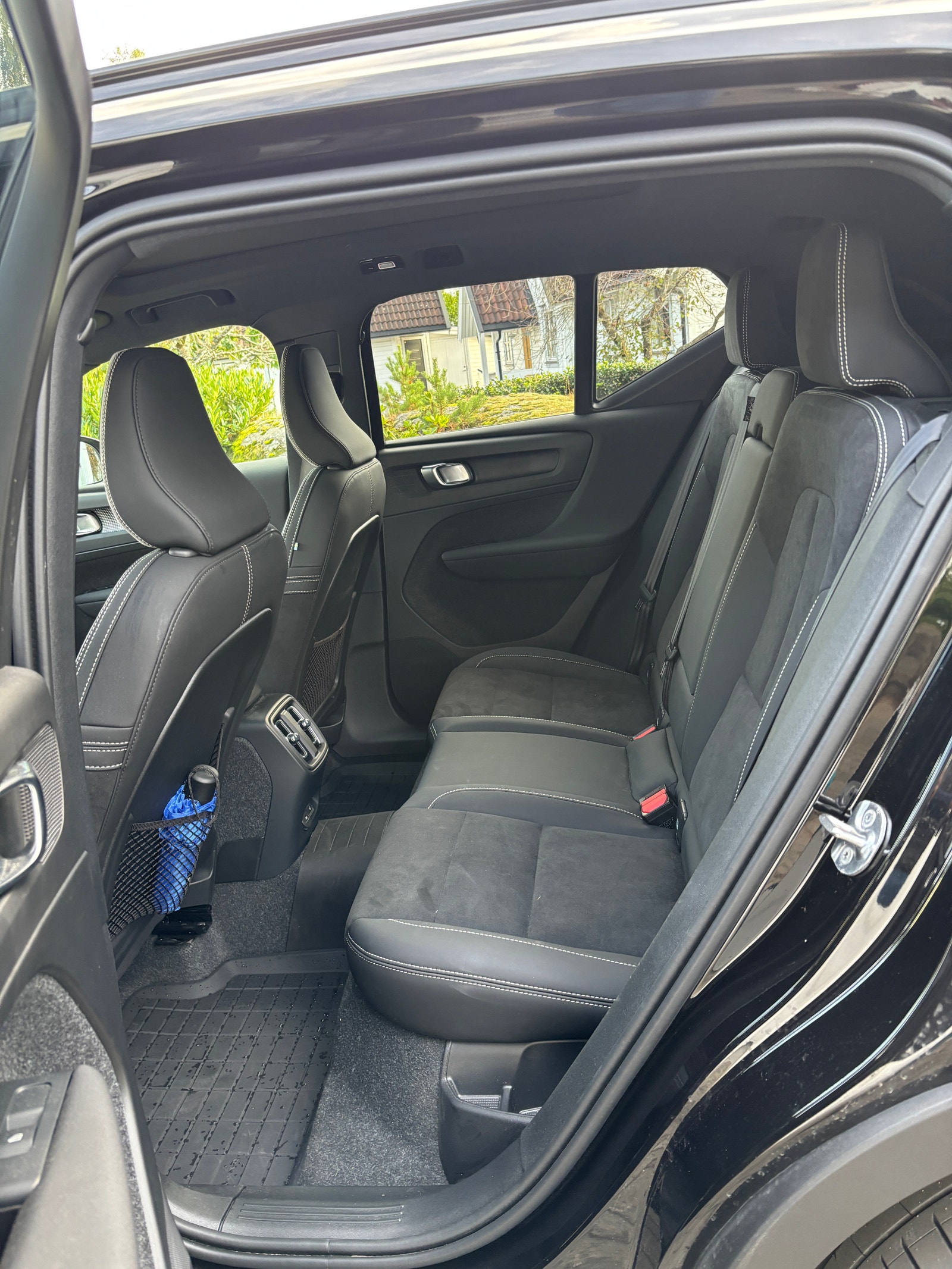 Volvo EX40 Twin Motor Performance, 442ps, 2026