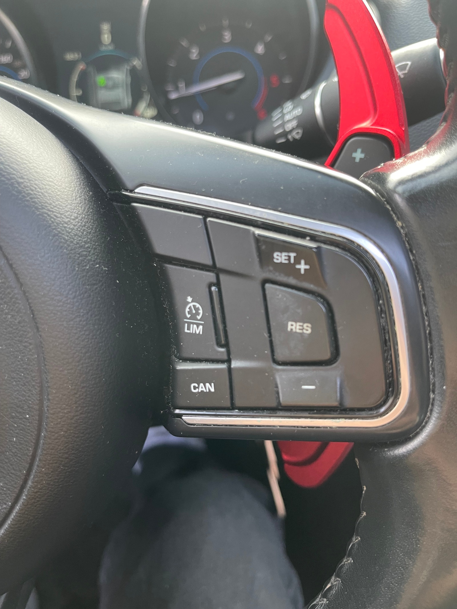 Jaguar XE E-Performance Automatic, 8-trins, 163ps, 2017