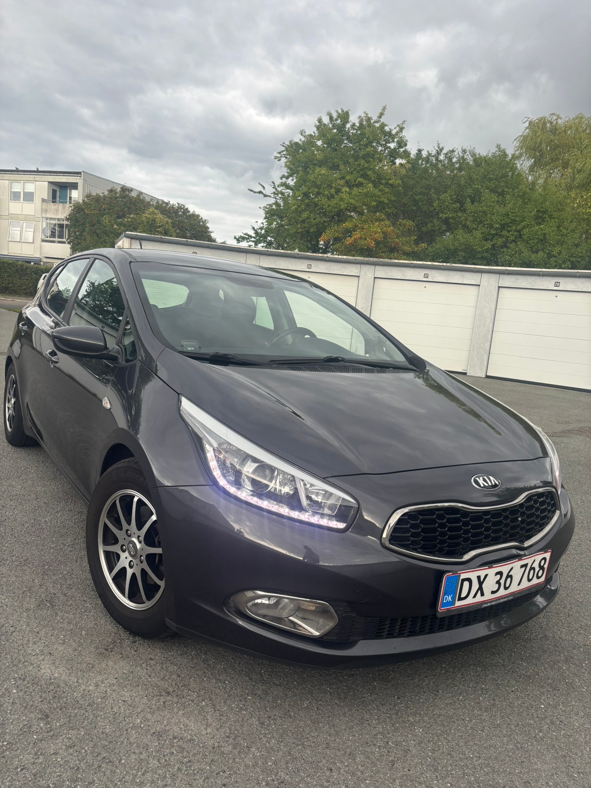Kia cee'd 1.6 CRDi Manual, 6-trins, 128ps, 2014