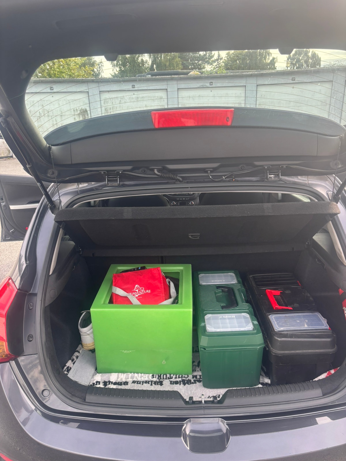 Kia cee'd 1.6 CRDi Manual, 6-trins, 128ps, 2014