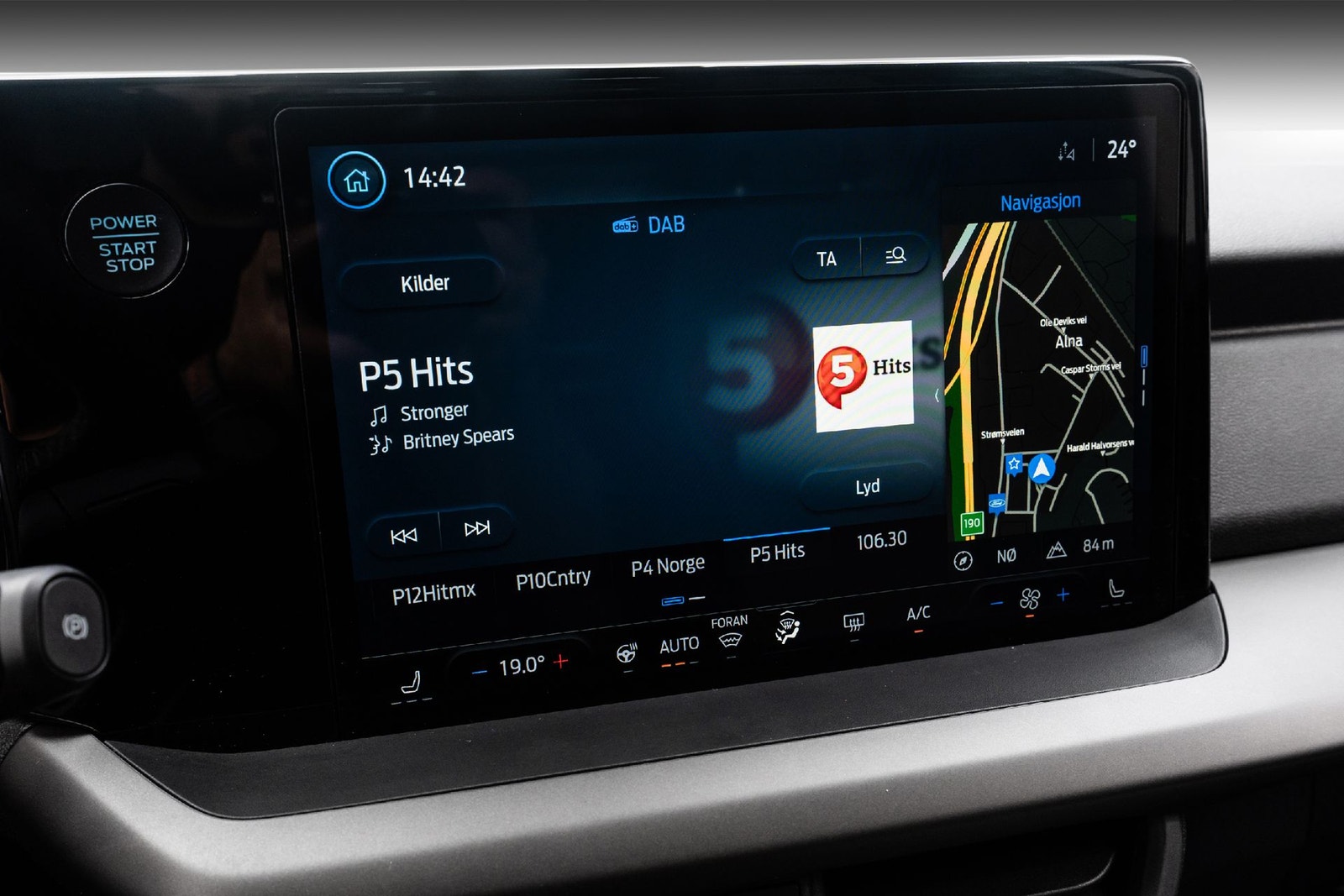 Ford E-Transit Courier, 136hp, 2025