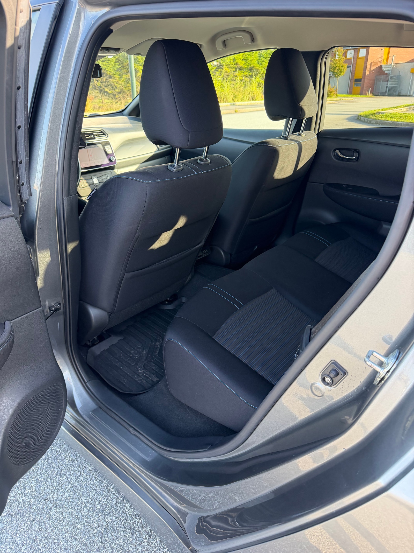 Nissan Leaf e+, 217ps, 2021