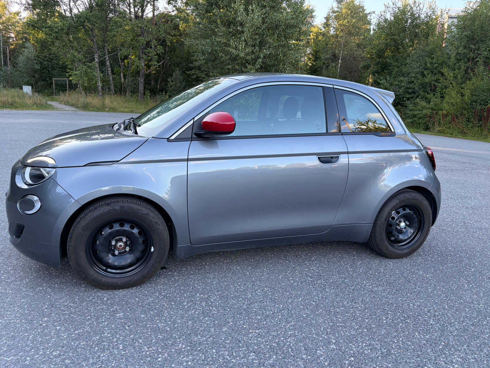 Fiat 500e 23.7 kWh, 95ps, 2022