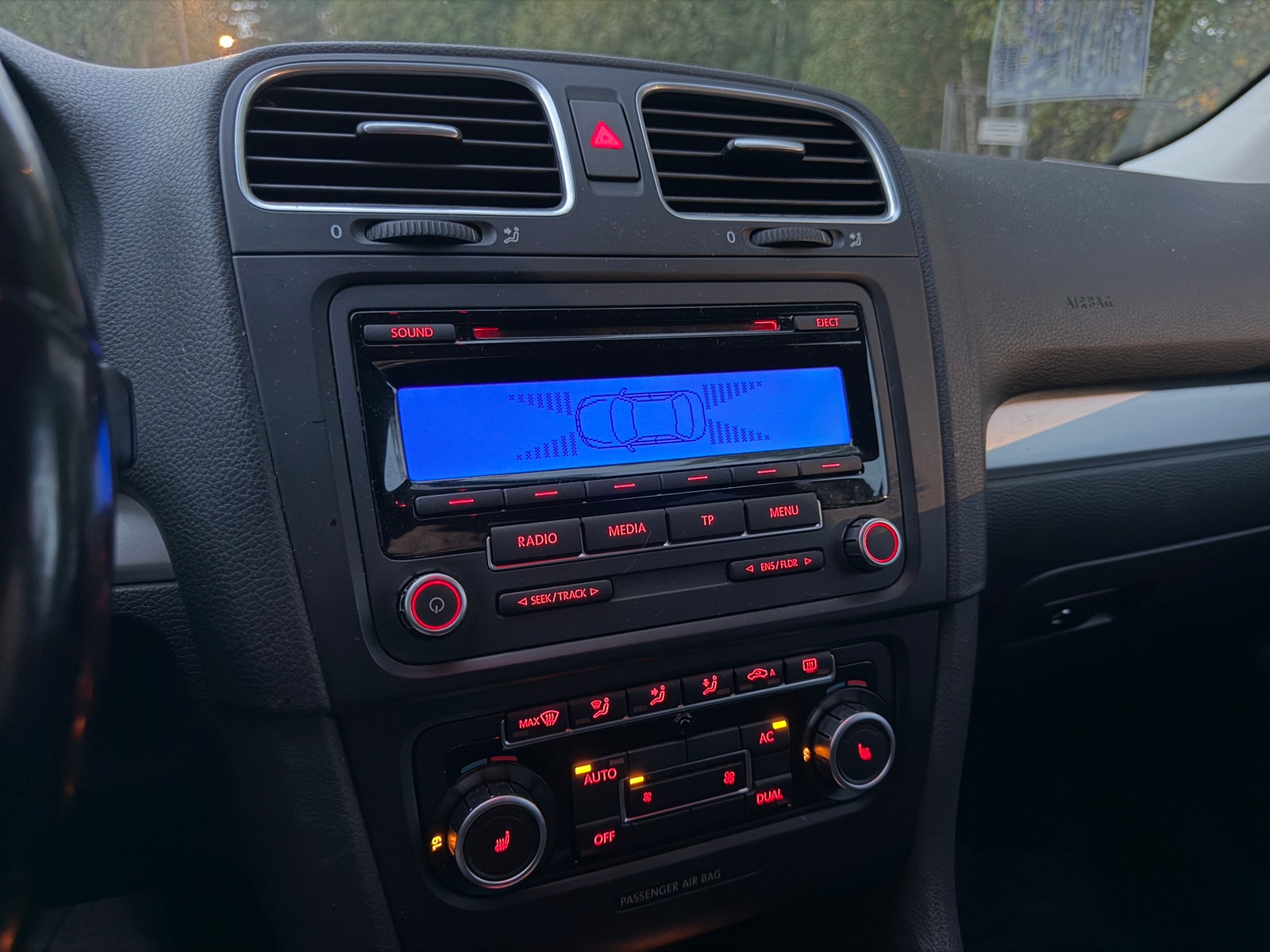 Volkswagen Golf Variant 1.6 TDI DPF DSG Sequential, 7-trins, 105ps, 2010