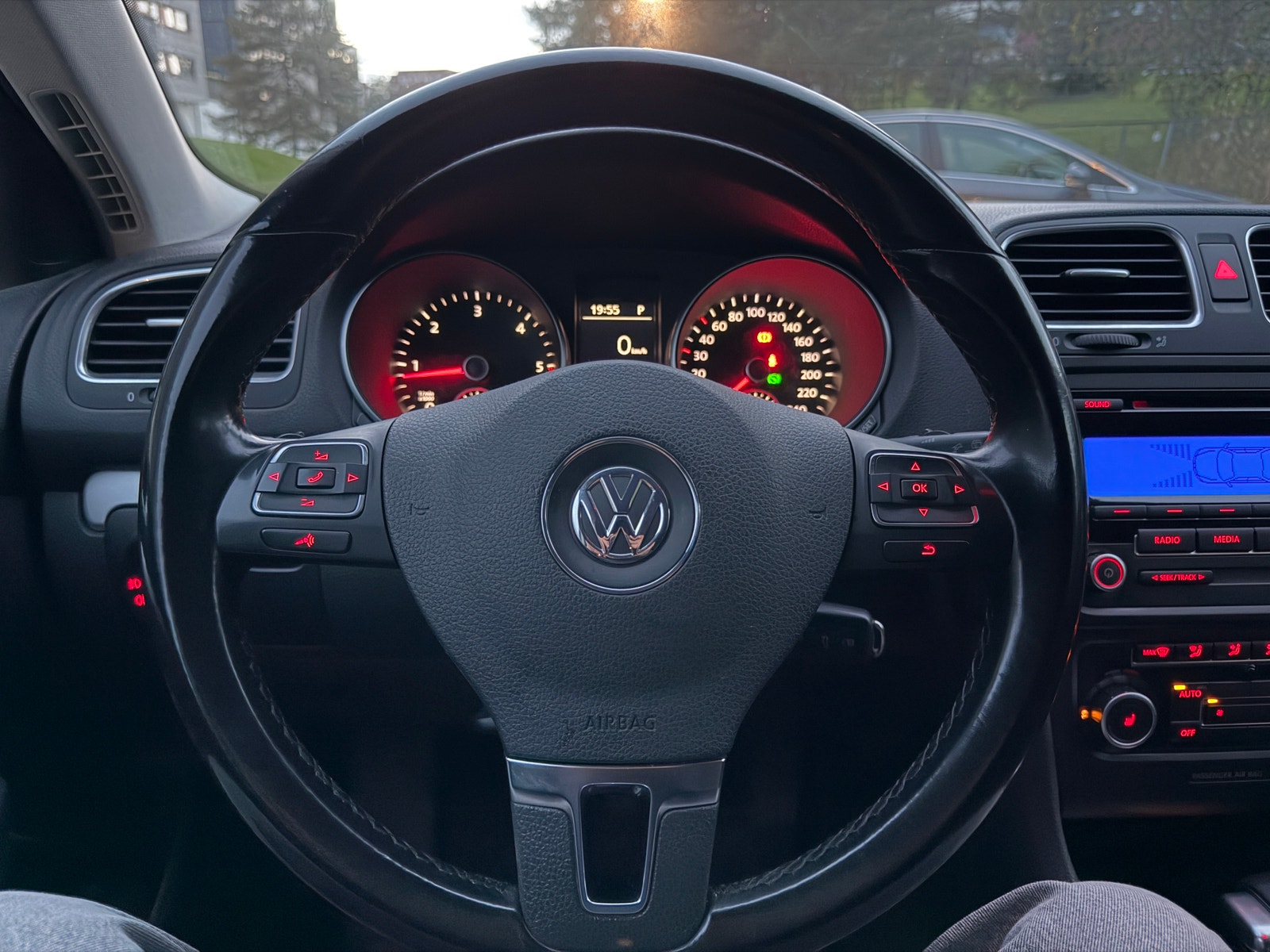 Volkswagen Golf Variant 1.6 TDI DPF DSG Sequential, 7-trins, 105ps, 2010
