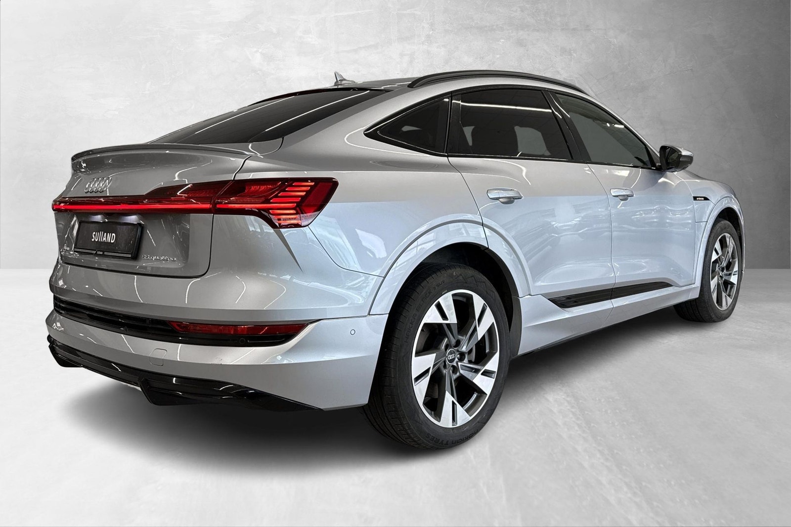 Audi e-tron Sportback 55 quattro, 408hp, 2022