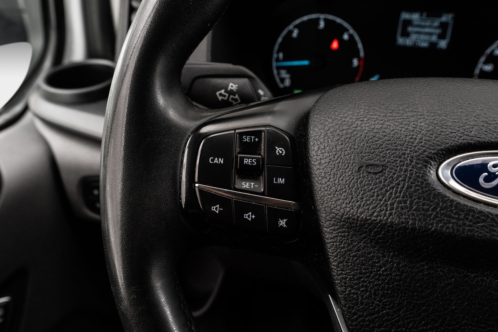 Ford Transit Custom 340 2.0 EcoBlue SelectShift, 6-trins, 130ps, 2023