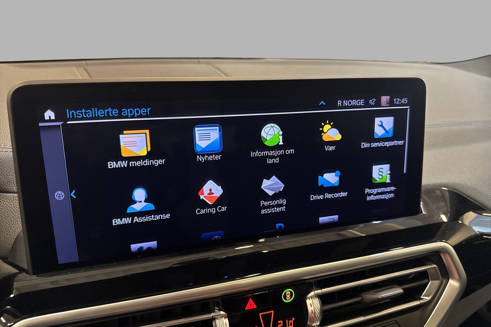 BMW iX3, 286ps, 2024