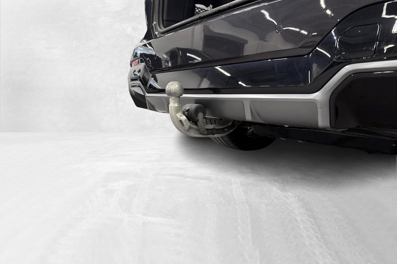 BMW iX3, 286ps, 2024