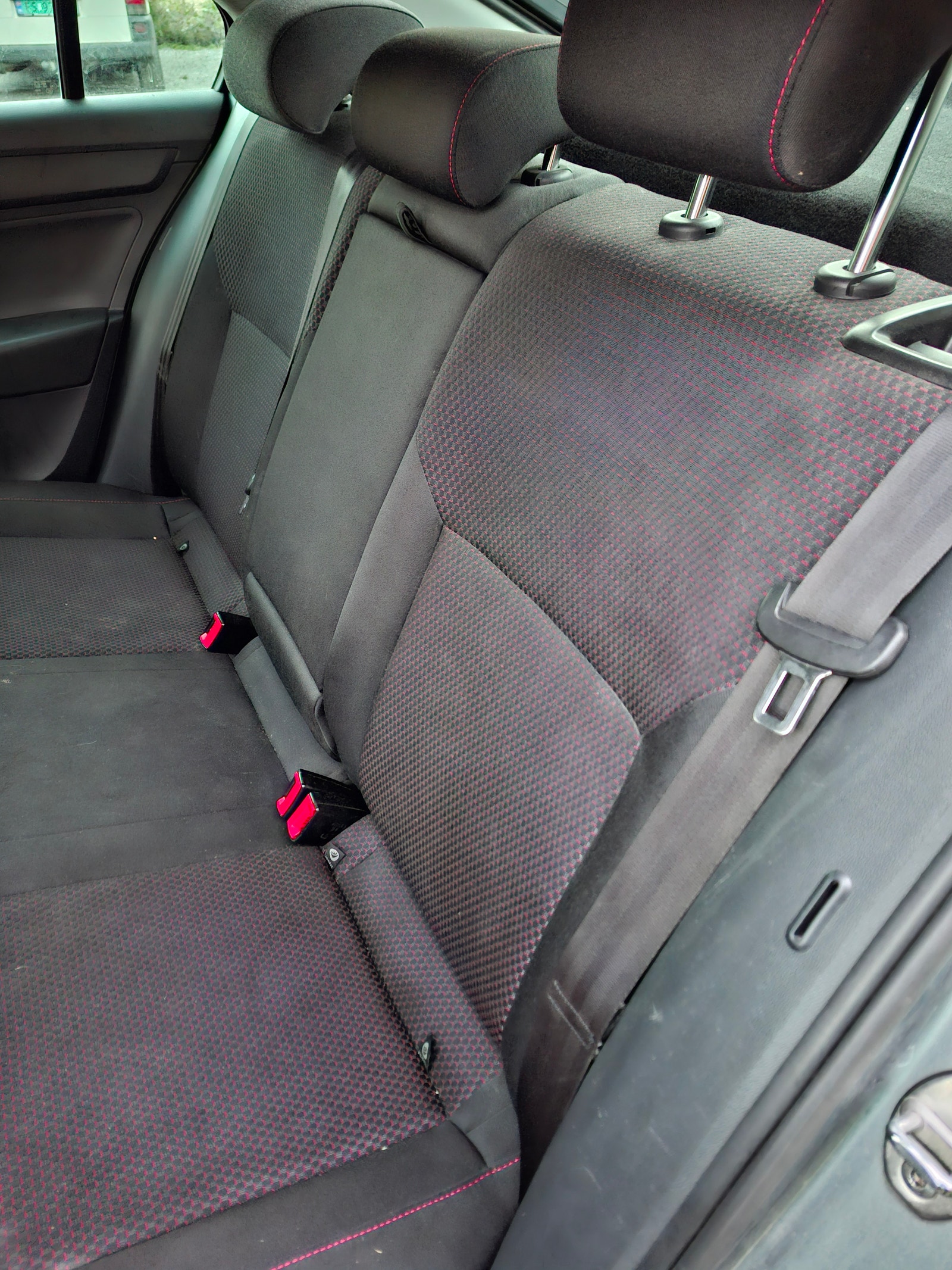 Škoda Rapid 1.6 TDI Manual, 105hp, 2013