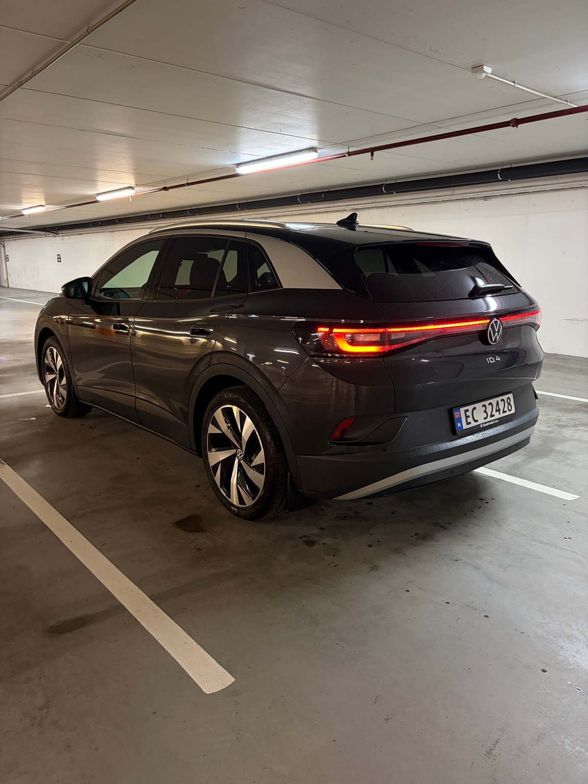 Volkswagen ID.4 Pro Performance, 204hp, 2021