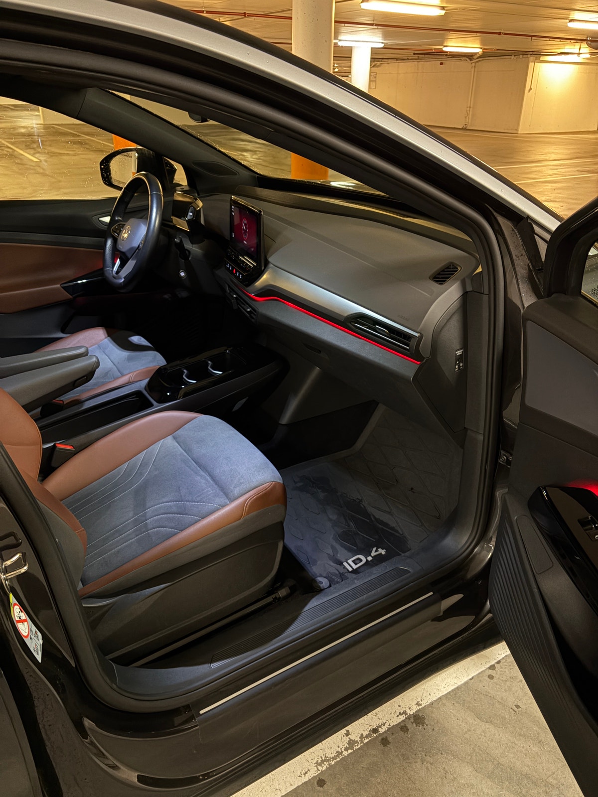 Volkswagen ID.4 Pro Performance, 204hp, 2021