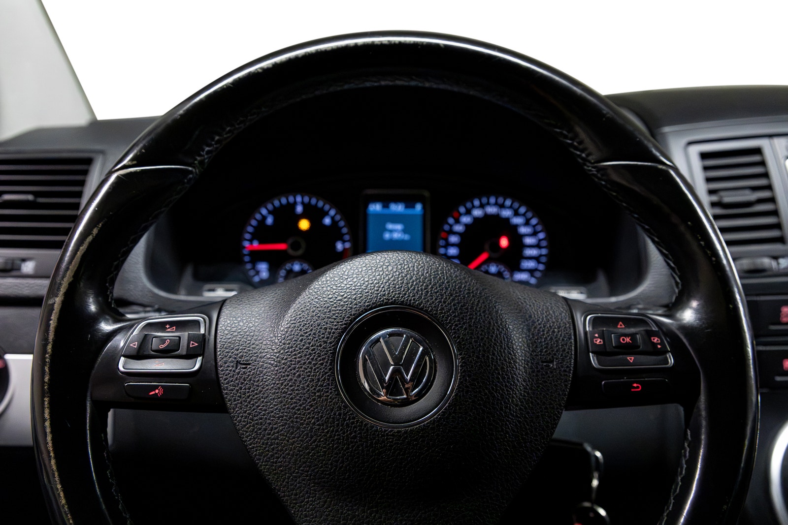 Volkswagen Multivan 2.0 TDI BMT DSG Sequential, 7-trins, 180ps, 2011