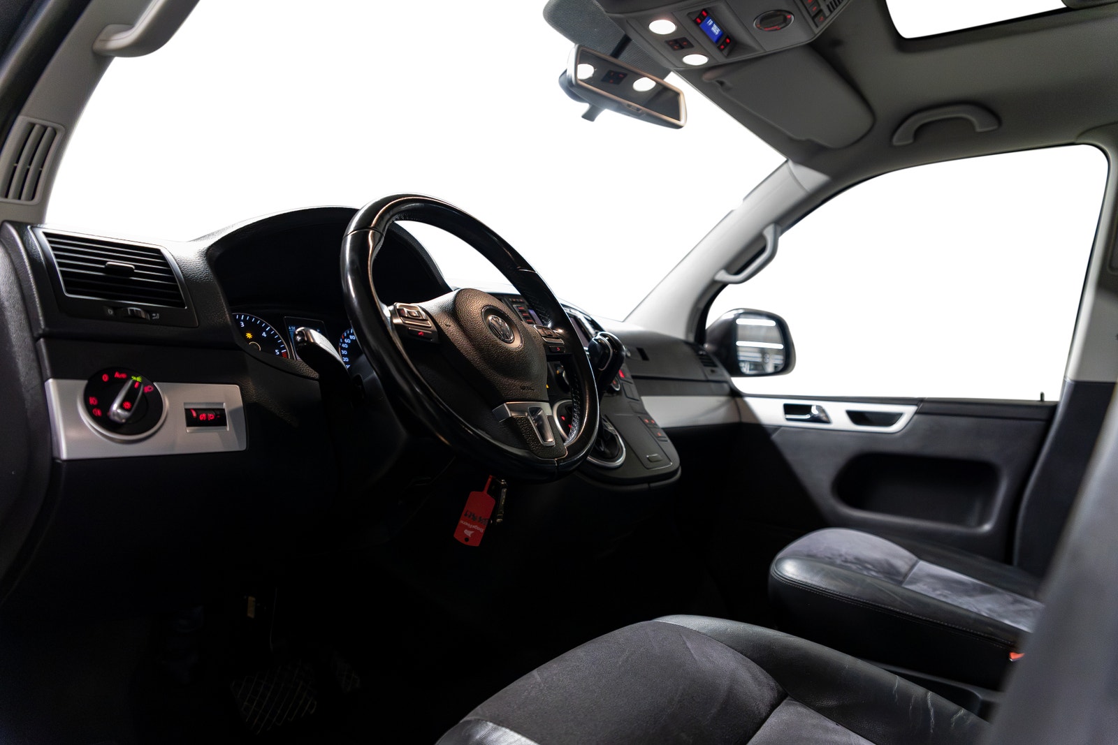 Volkswagen Multivan 2.0 TDI BMT DSG Sequential, 7-trins, 180ps, 2011