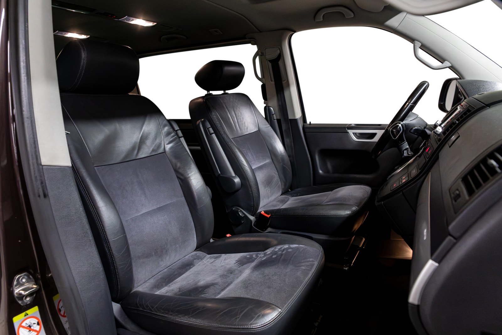Volkswagen Multivan 2.0 TDI BMT DSG Sequential, 7-trins, 180ps, 2011